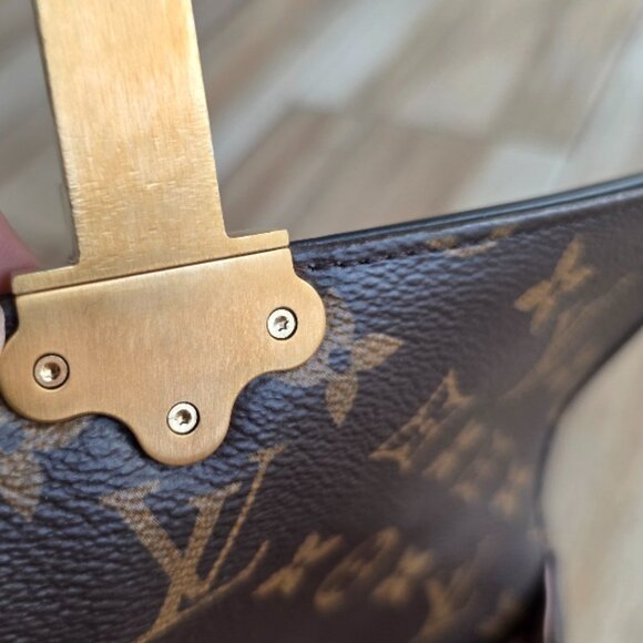 Louis Vuitton Cherrywood Vernis Leather Monogram Leather Handbag MM - Picture 12 of 16